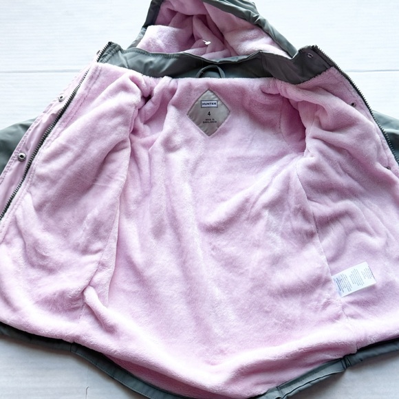 Hunter New Girls Water Resistant Long Hooded
Rain Jacket
NWT - Picture 9 of 16